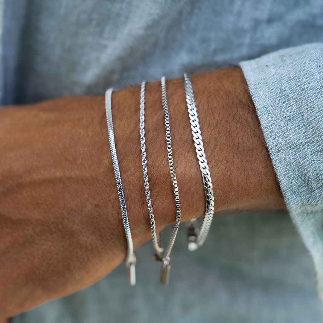 MINIMALIST ICONIC BRACELETS BUNDLE - Orezza Jewelry